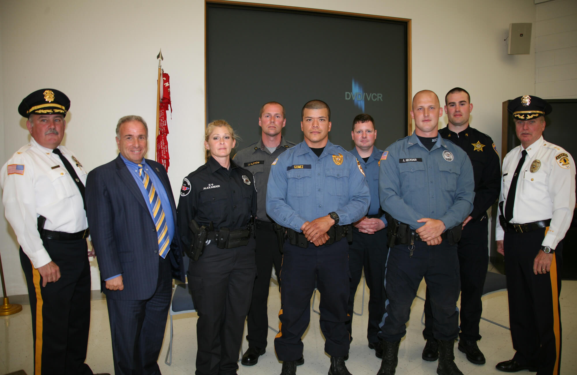 First Bloodhound Academy Class in NJ Graduates From County Police Academy