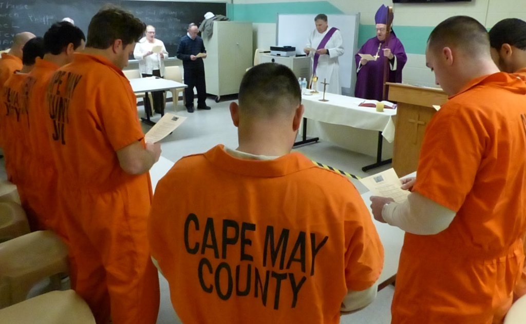 Bishop Celebrates Mass For County Jail Inmates