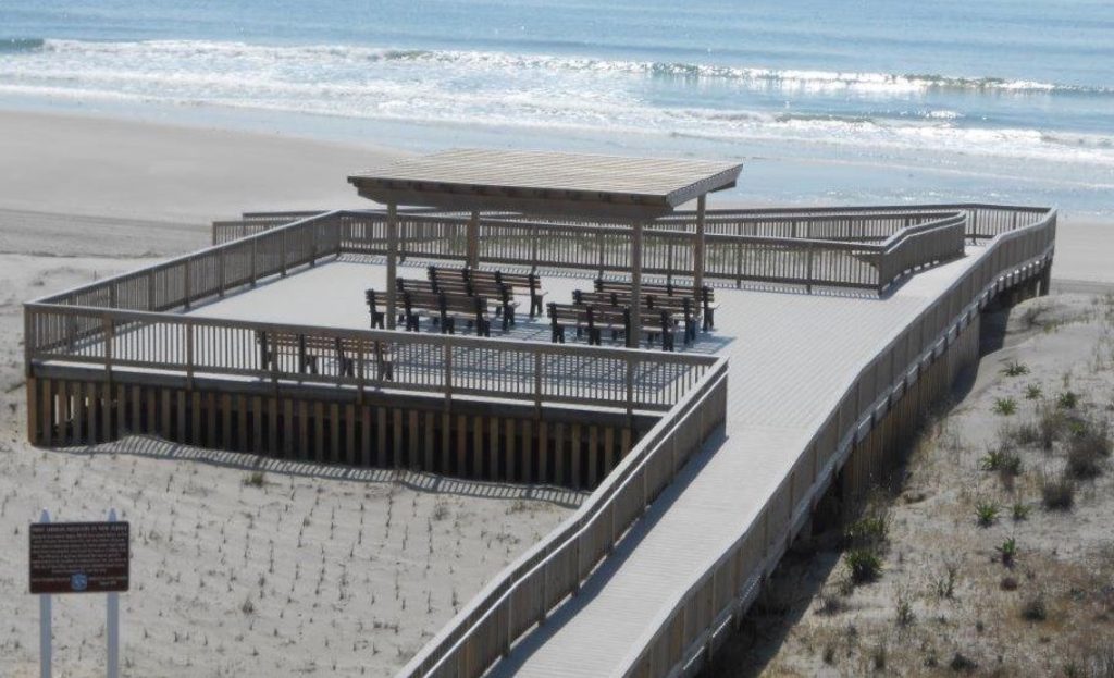 Stone Harbor Dedicates 95th Street Deck Crossover