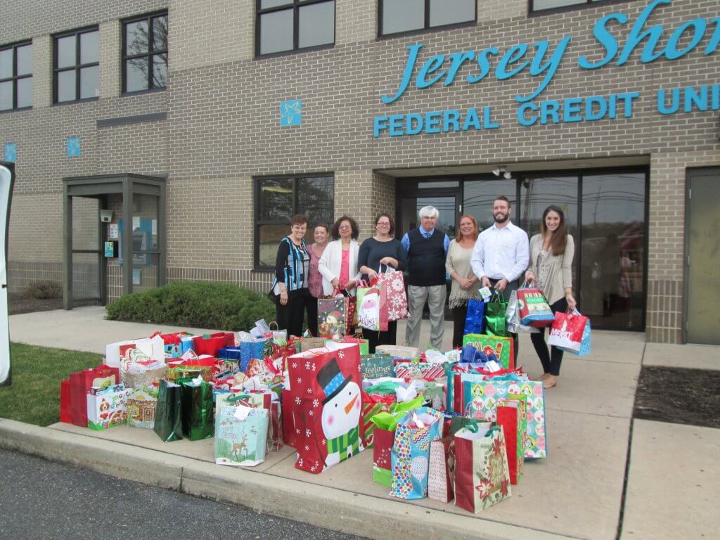 Pictured left to right: Jersey Shore FCU staff