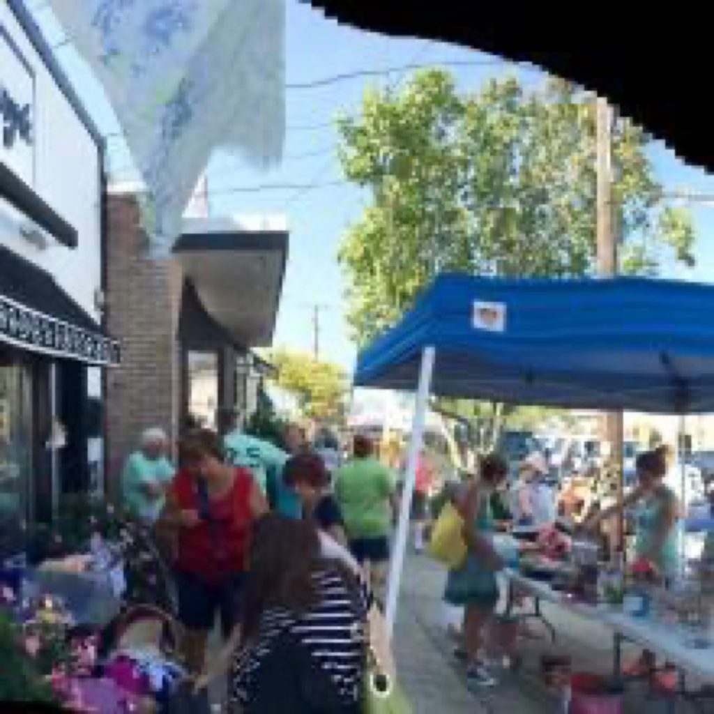 Enjoy Savings at the Stone Harbor Sidewalk Sale