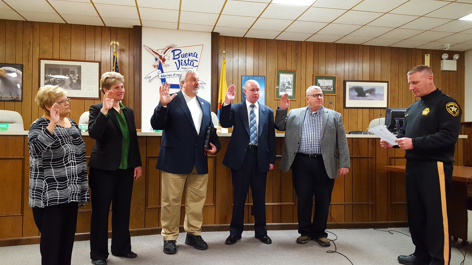 Pinelands Municipal Council Officers Sworn in at Reorganization Meeting