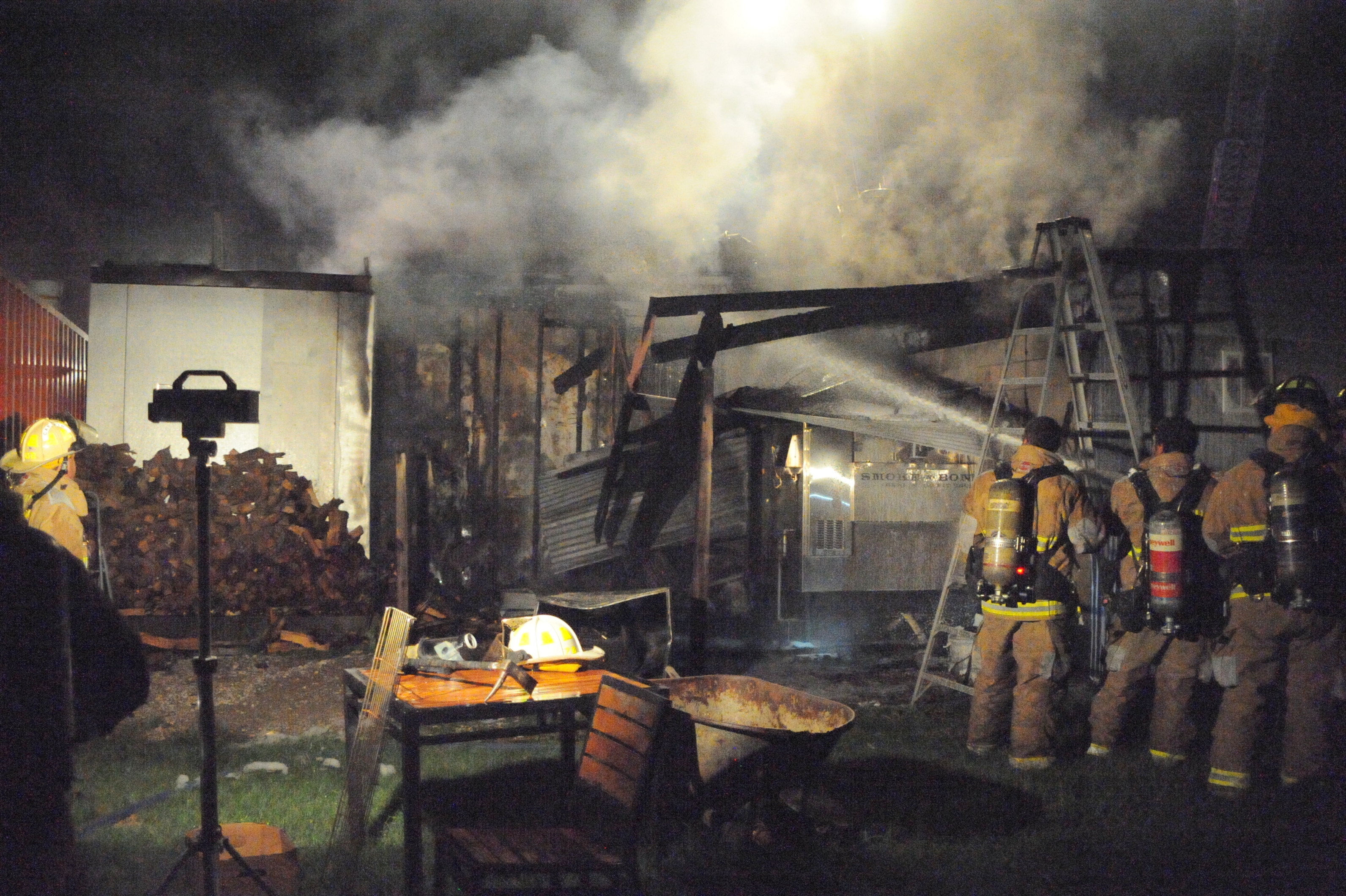 Fire Destroys Burleigh Restaurant