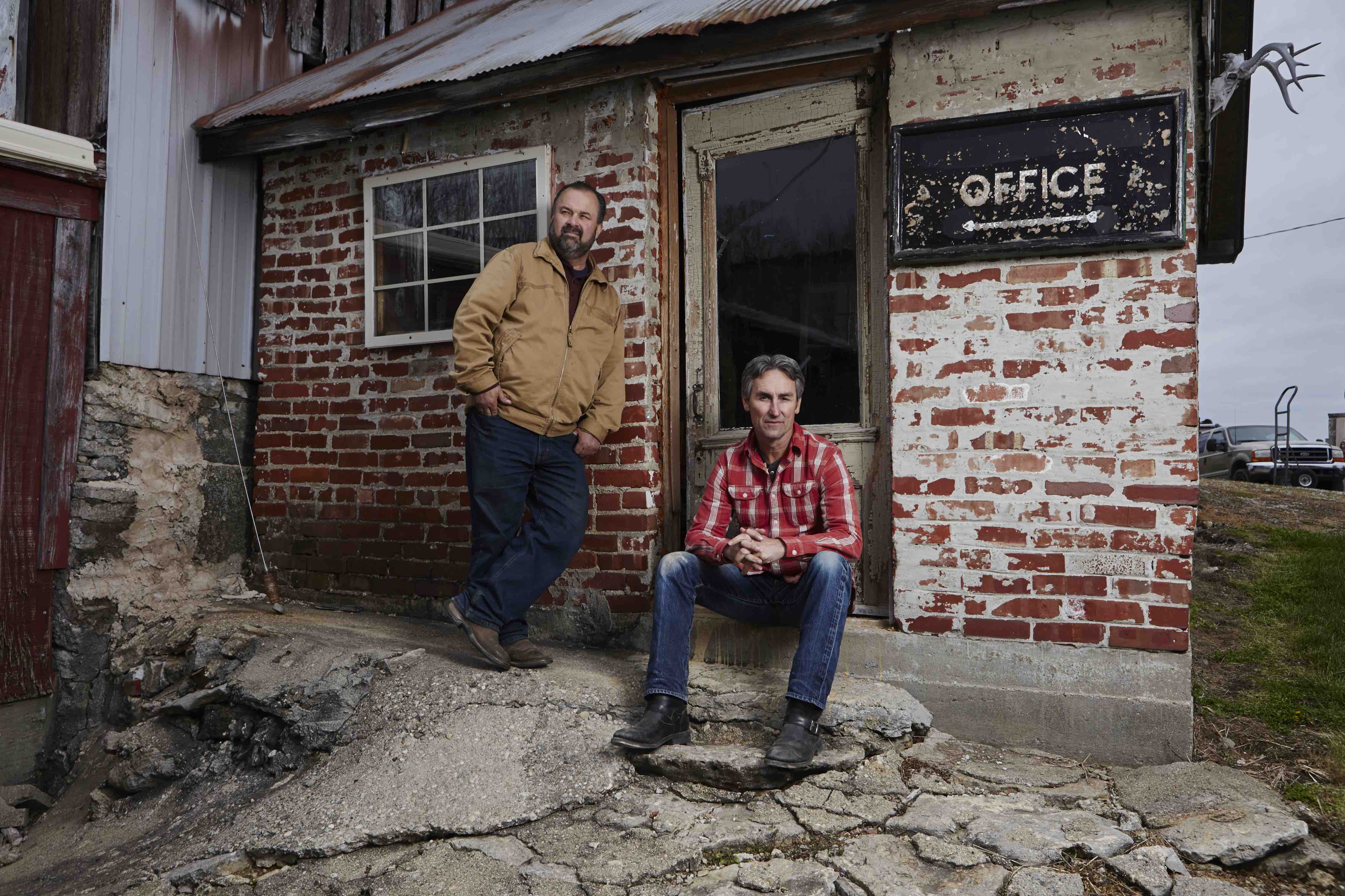 Frank Fritz and Mike Wolfe of the “American Pickers” TV show are looking to explore people's homes