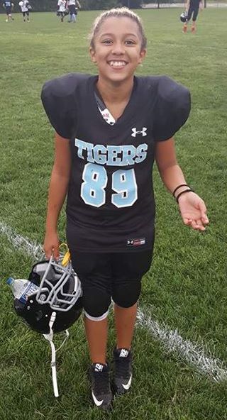 Tiger Wide Receiver Mahogany Kelly.