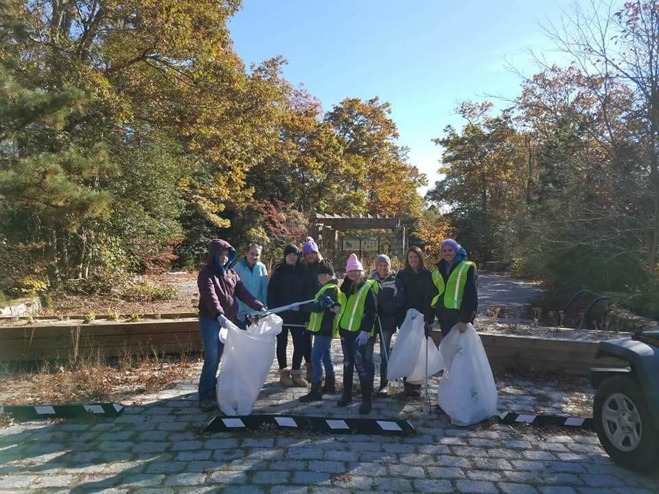 Roadside Cleanup Fundraiser. From left: Kate Mihal