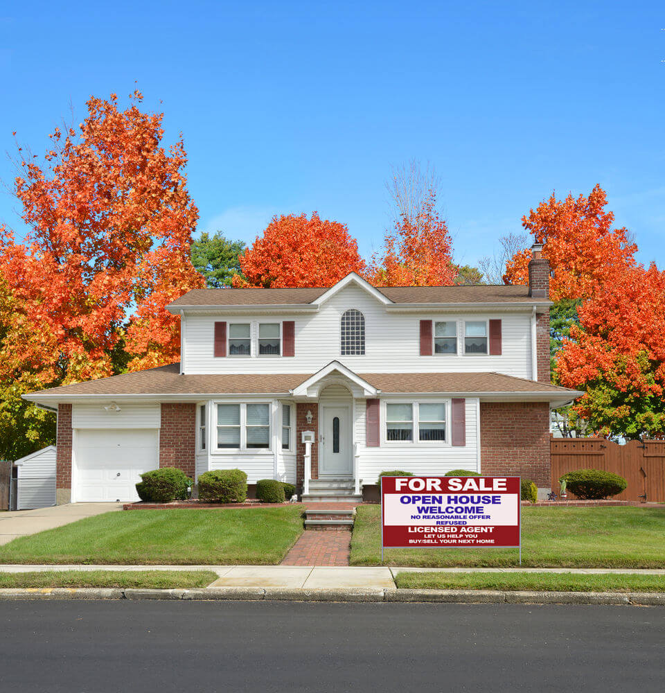 5 Reasons to Buy a Home This Fall