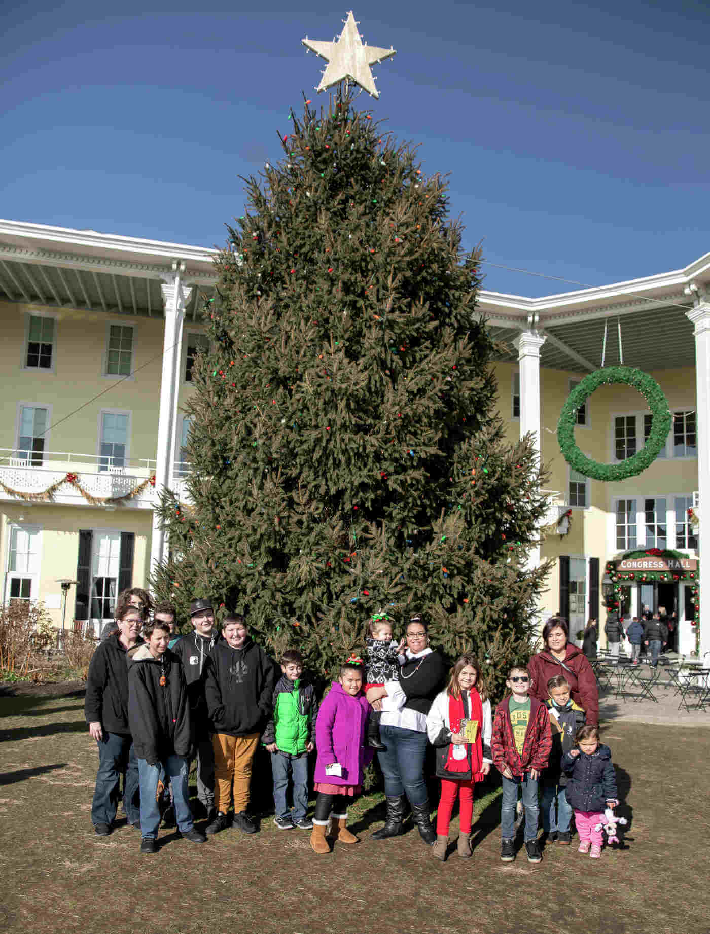 Congress Hall Welcomes Children from Cape May Housing Authority to Breakfast with Santa