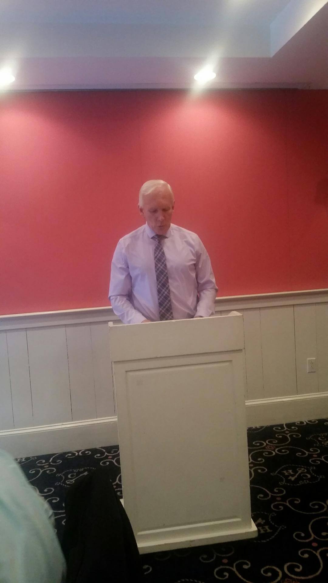 Mayor Clarence Lear addresses Chamber of Commerce of Greater Cape May's March 12.