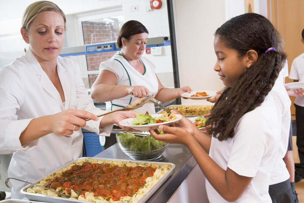 School Lunch Program Aims for Healthy Eating Habits