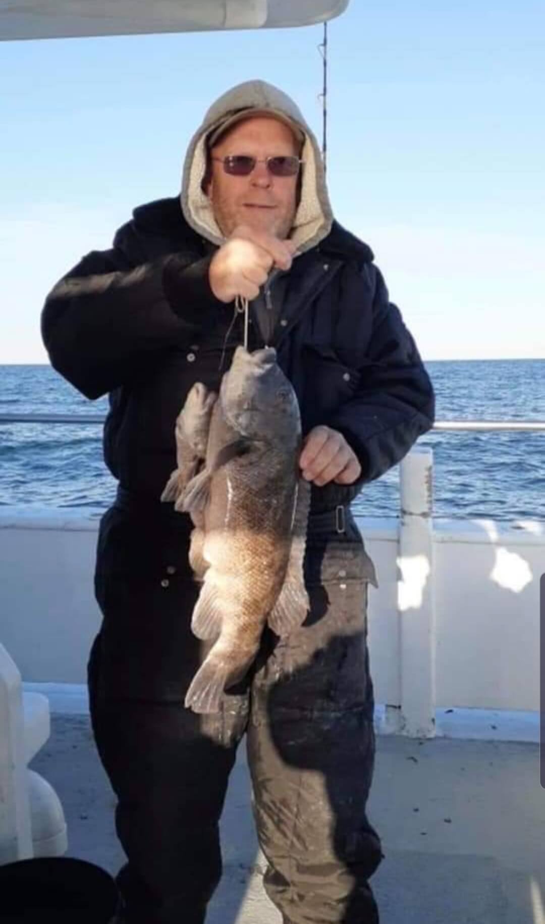 Fran and his 5.5-pound pool-winner.