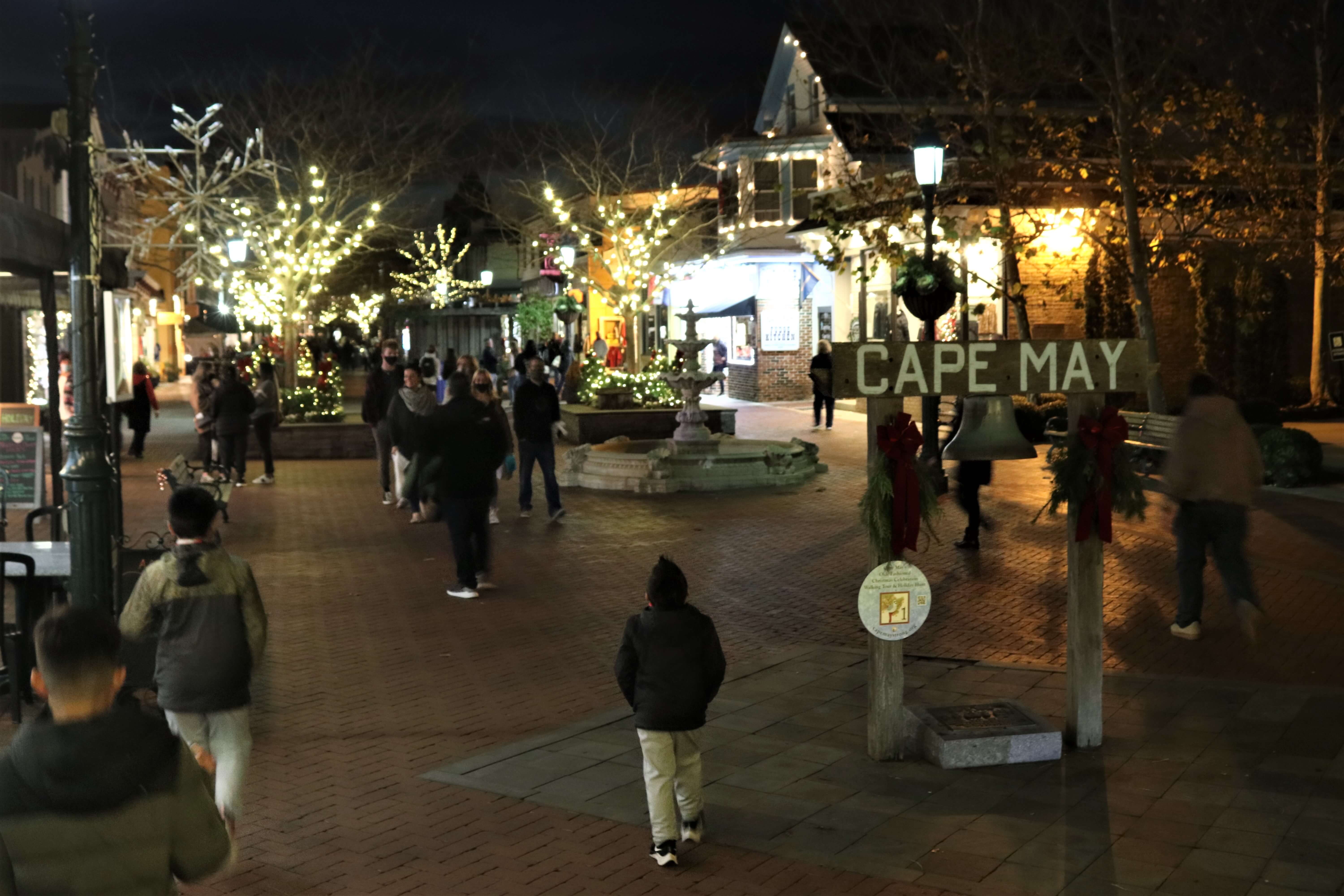 Shoppers visit the decorated Washington Street Mall