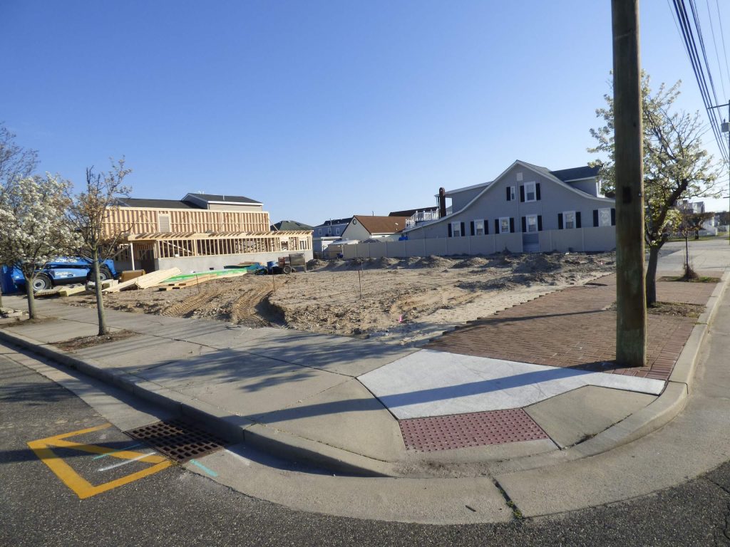 Construction is underway on an empty lot